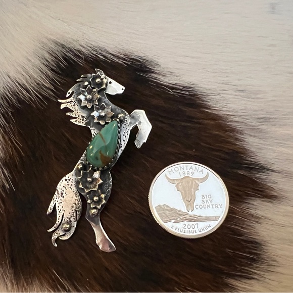 ❤️ Kingman Turquoise Decorative 925 Hand Stamped Statement Horse Pendant 2.22”L - Picture 4 of 15
